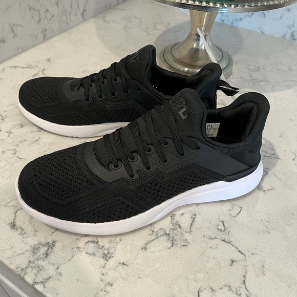 APL running shoe - Picture 11 of 11